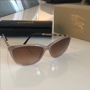 Burberry sunglasses